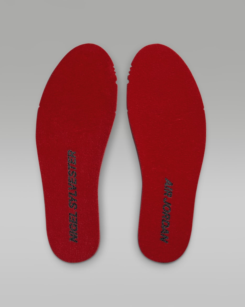 Solid red jordans store